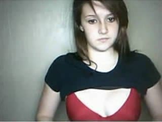 Busty teen fingering pussy on Chatroulette